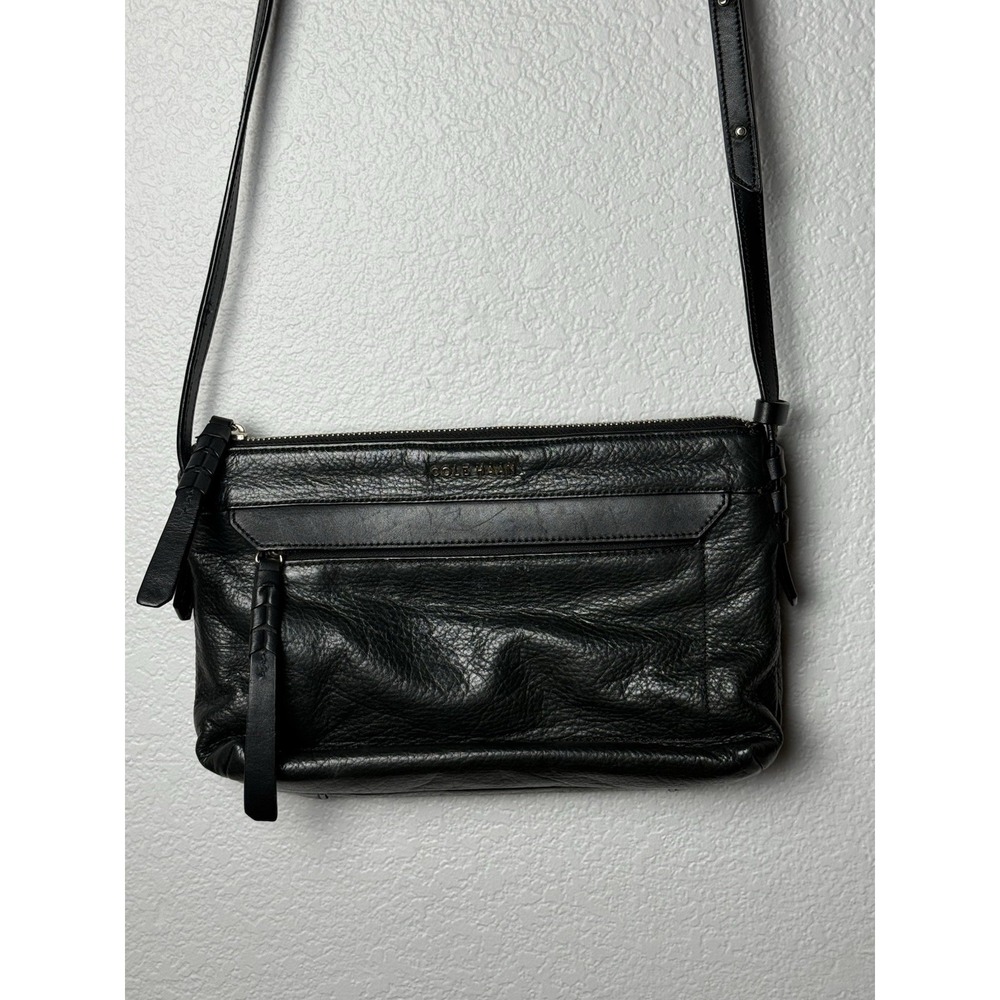 Cole Haan Black Pebbled Leather Crossbody Bag Zip Top Adjustable Strap Purse - Picture 1 of 10